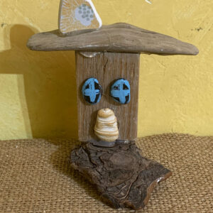 Διακοσμητικό σπιτάκι από φυσικά υλικά